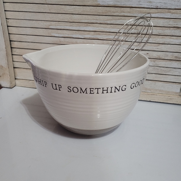 💜 New Bowl & Whisk Set - Picture 2 of 2